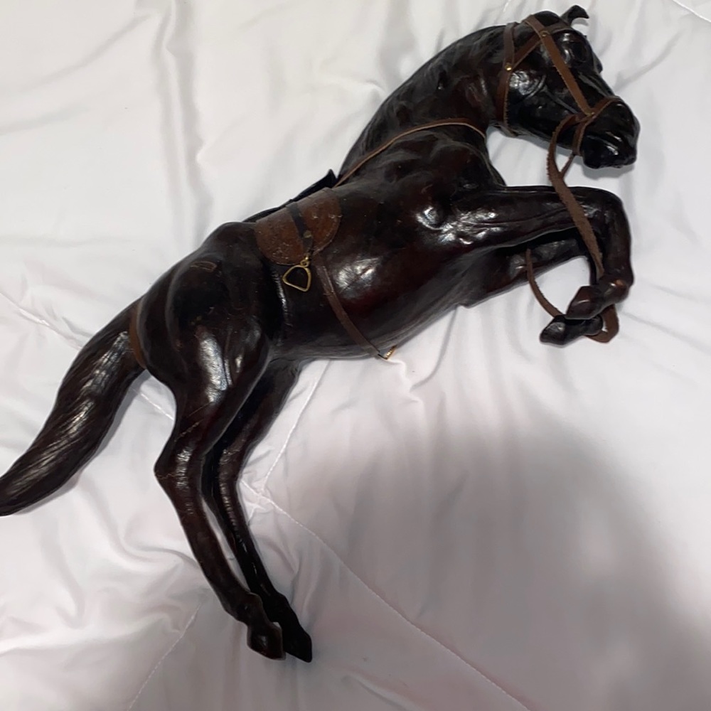 Vintage leather horse 🐎 from India